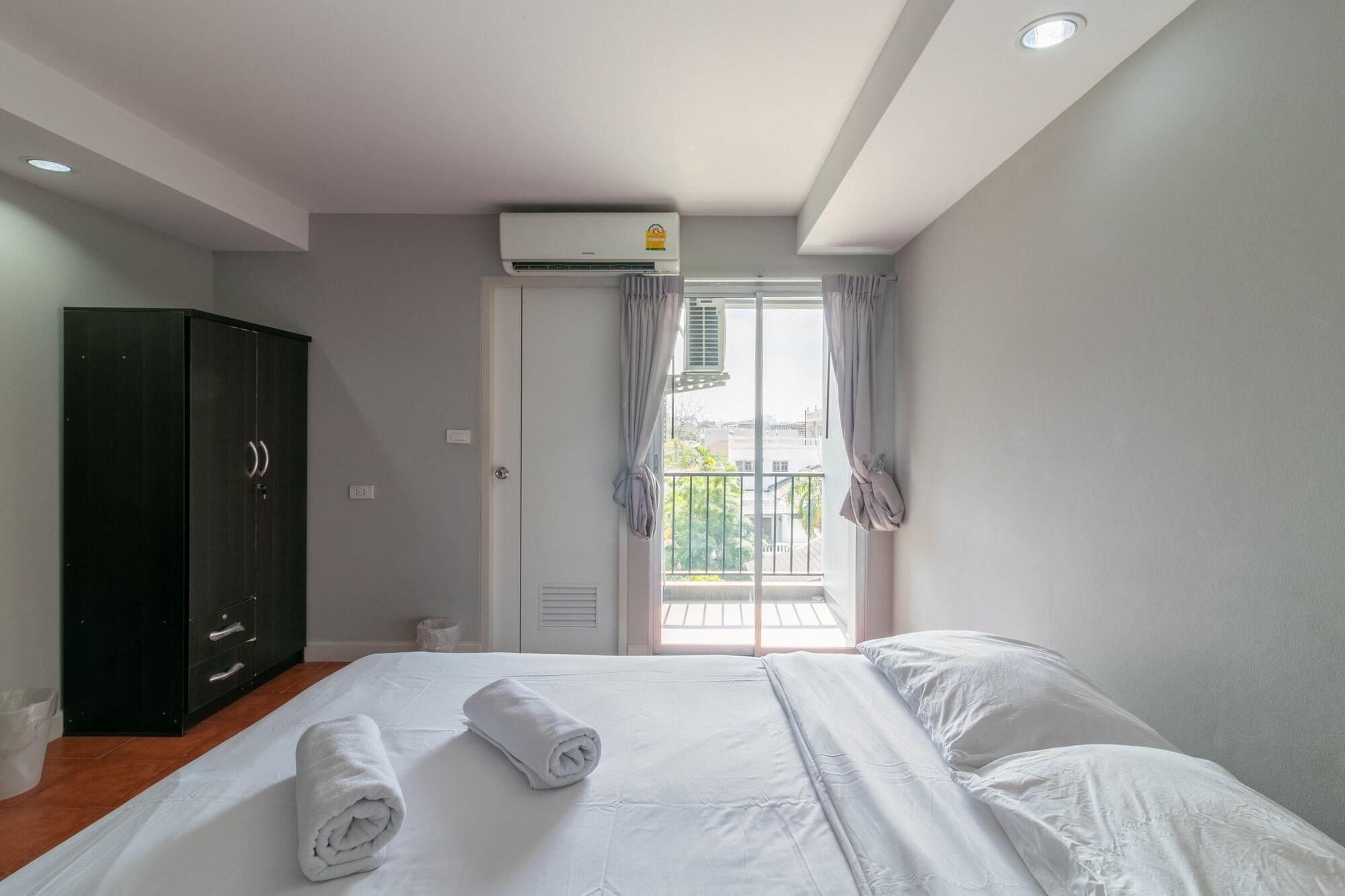 Resortel Lat Phrao 91 Bangkok Exterior foto