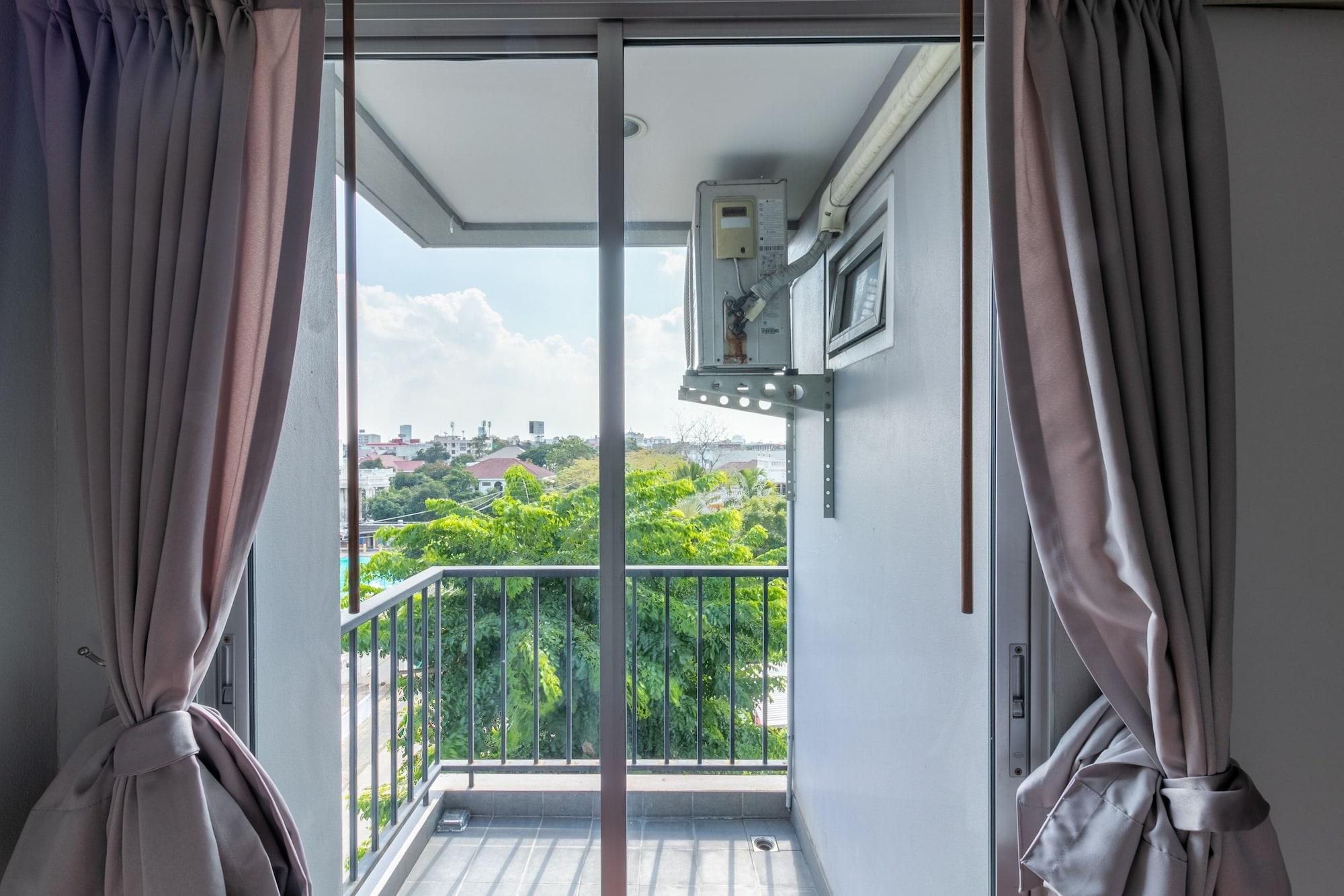 Resortel Lat Phrao 91 Bangkok Exterior foto