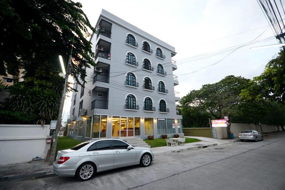 Resortel Lat Phrao 91 Bangkok Exterior foto