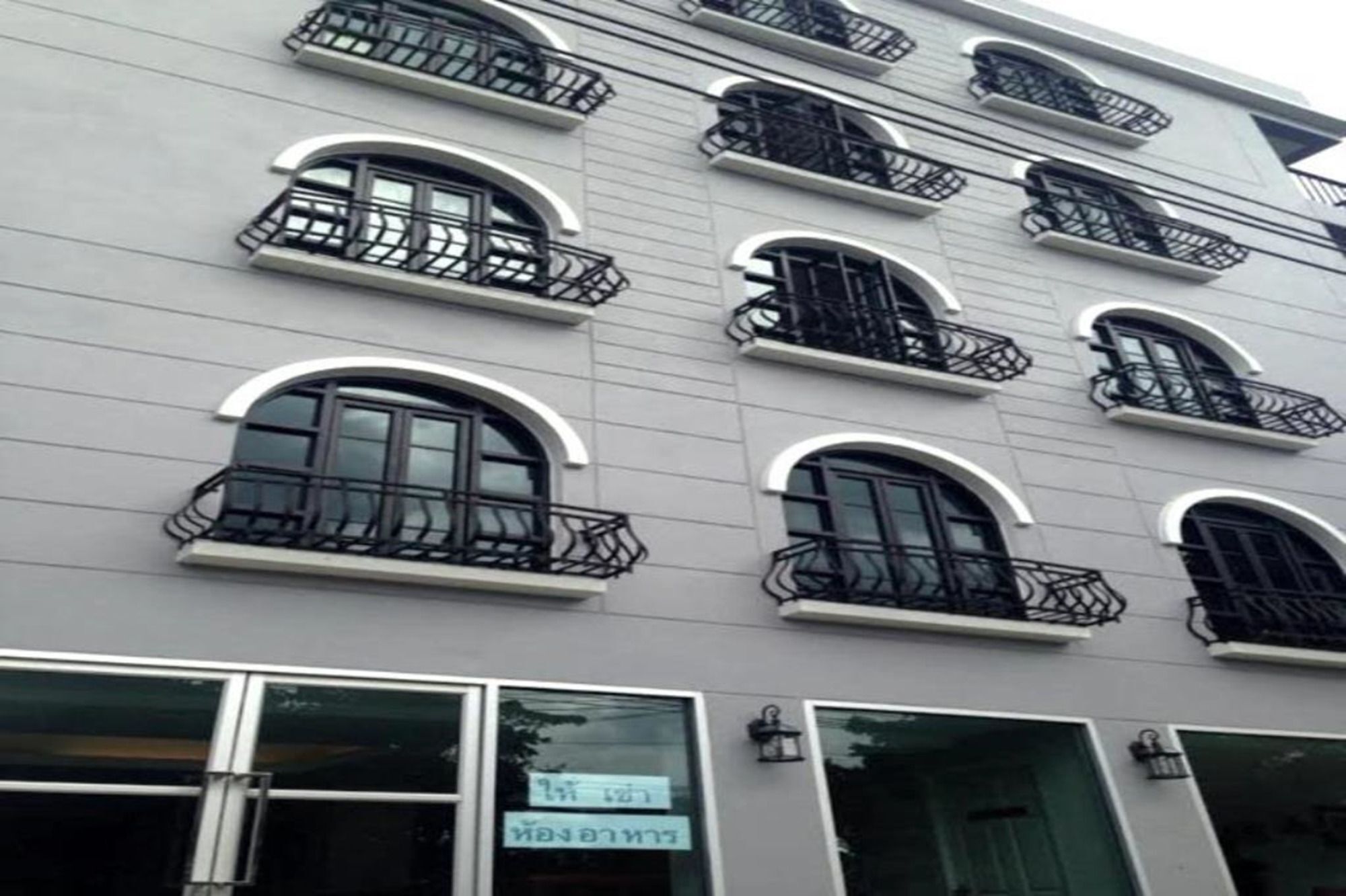Resortel Lat Phrao 91 Bangkok Exterior foto